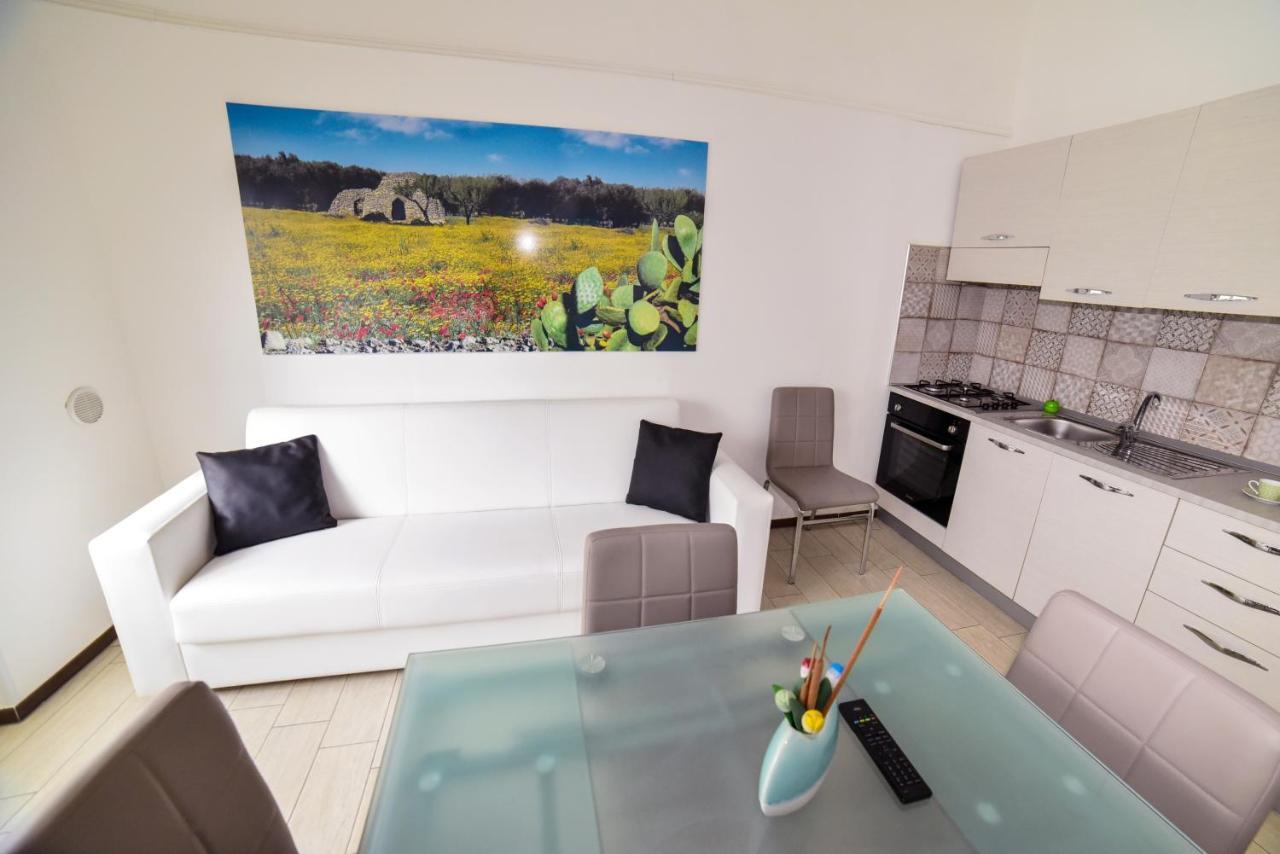 Case Vacanza Via Mozart Porto Cesareo Exterior photo
